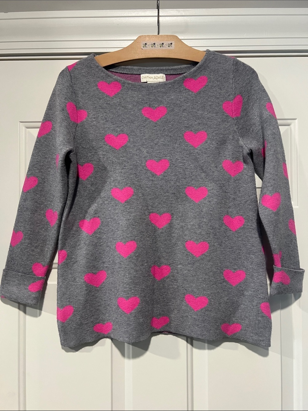 Cynthia Rowley Gray Three Quarter Sleeve Sweater Sz XS Pink Hearts Novelty Soft